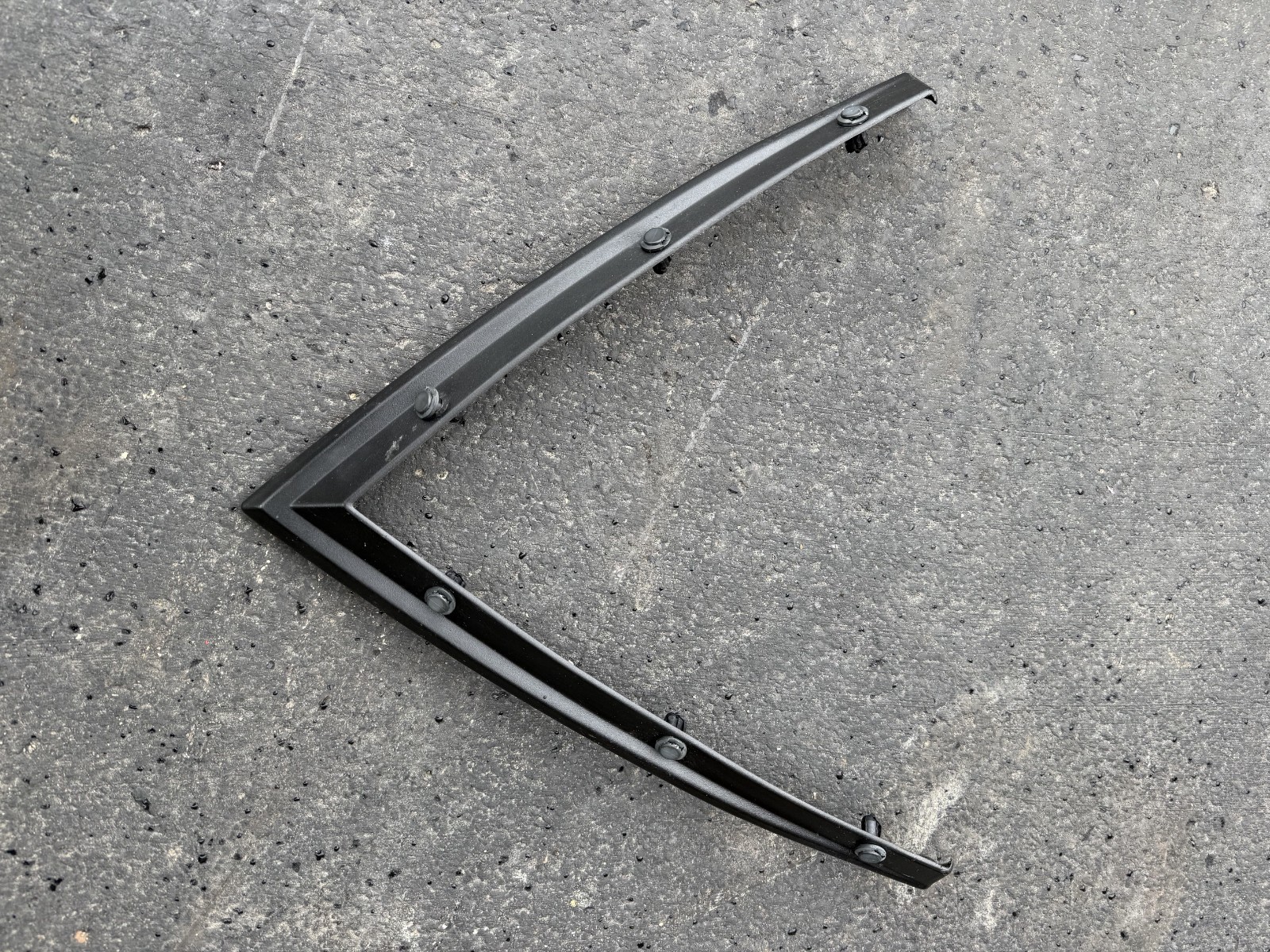 Polaris - 2878779, 7661855, 5437778 - Low Windshield, Black Rivet Retainer