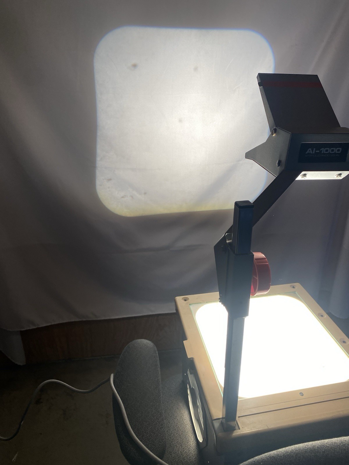 Apollo Al-1000 Overhead Projector Model No. 203.340
