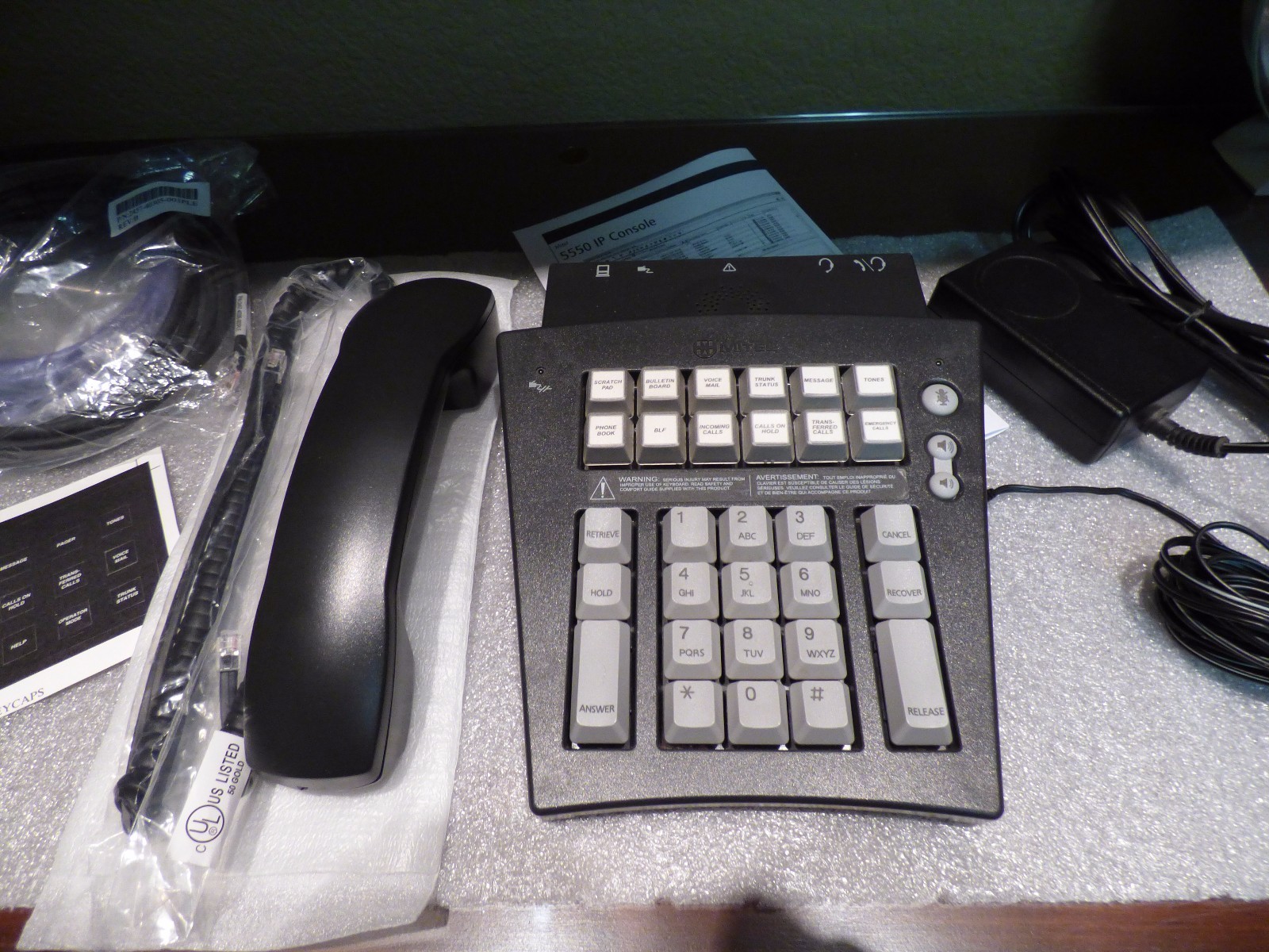 MITEL 5550 IP CONSOLE 50003071 MINT CONDITION with power.