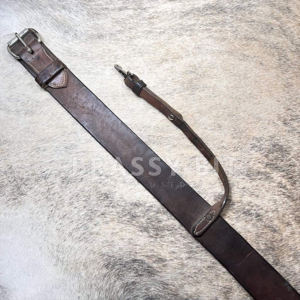 37" Leather Back Cinch