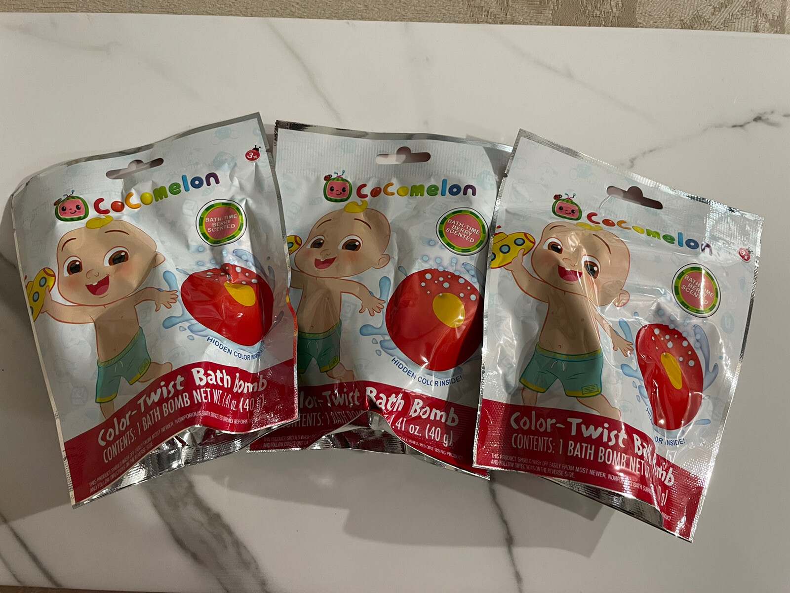 NEW, SET OF 3 Cocomelon COLOR TWIST BATH BOMBS Berry Scent
