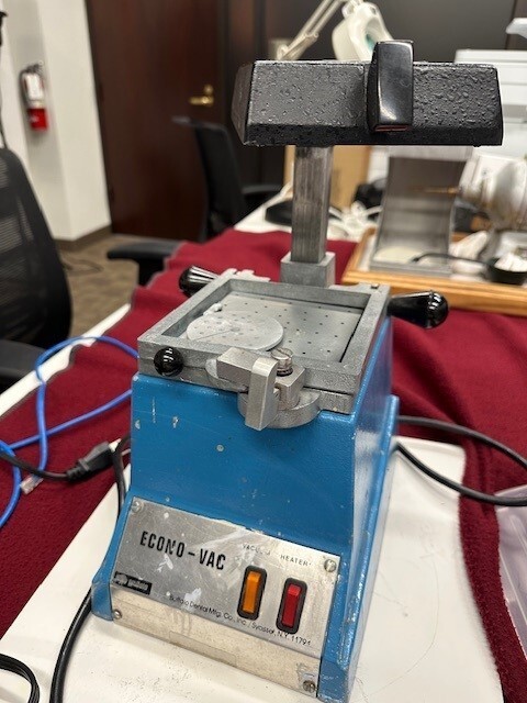 Buffalo Dental Mfg. Econo-Vac Vacuum Former - Modal A