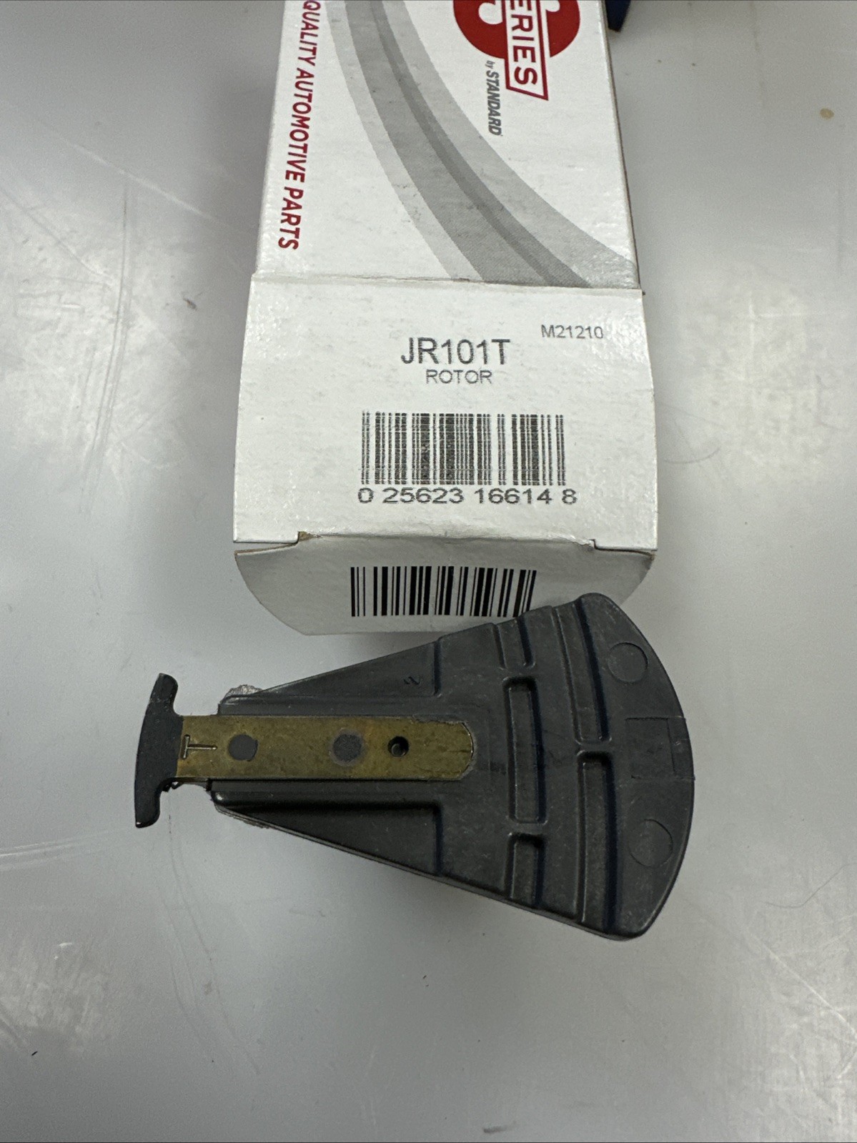 New Standard JR101T Distributor Rotor Tercel 94  Corolla 94 4RUNNER 97