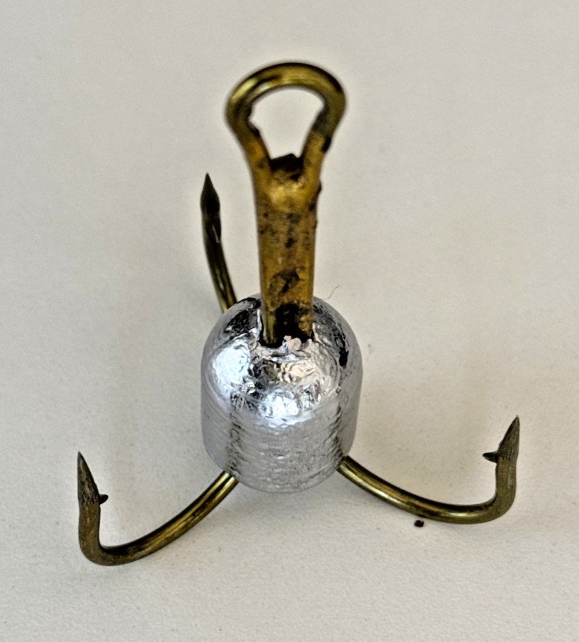 10/0, 2.5oz Weighted Treble Hooks, For Snagging, 10 Pack