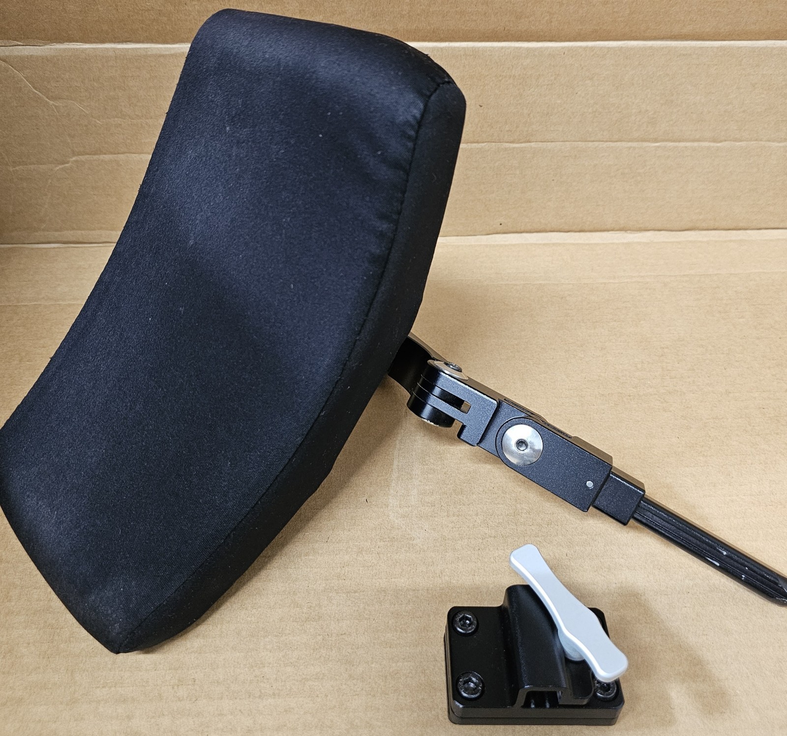 Permobil 10" Headrest Pad W/ BodiLink Head Support Hardware W/ Mounting Bracket