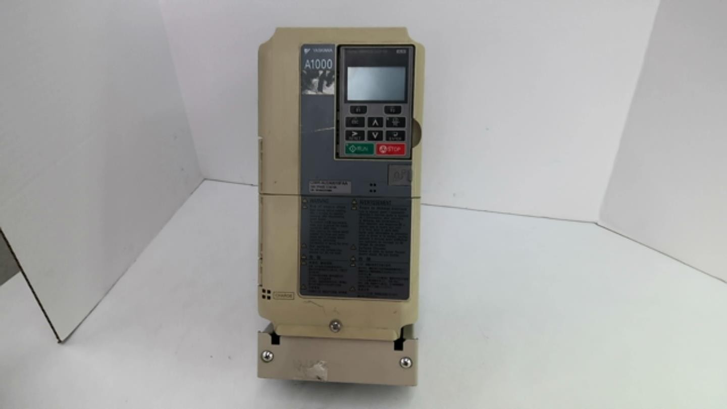 Yaskawa CIMR-AU2A0018FAA AC Drive 200V 3 Phase 17.5A/14A