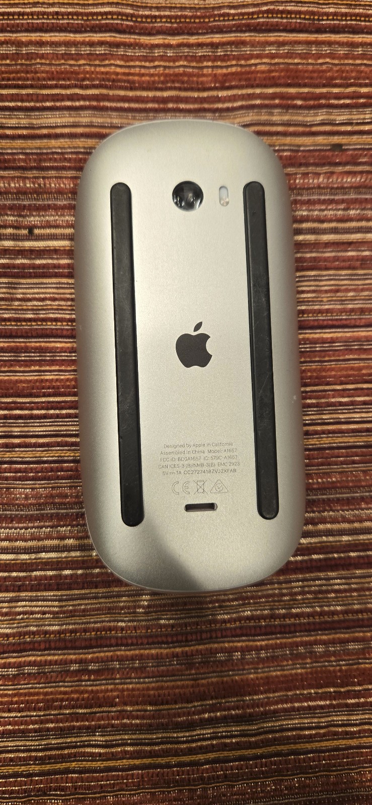 Apple Magic Mouse 2 Wireless Bluetooth Rechargeable Ergonomic White Silver A1657