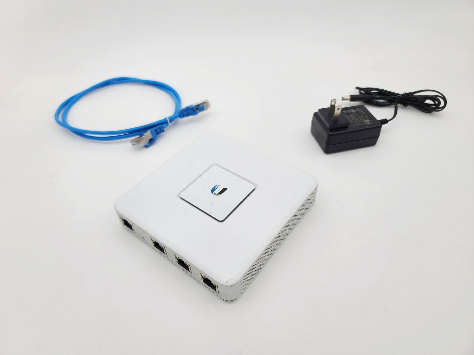 UBIQUITI UNIFI SECURITY GATEWAY USG GIGABIT 1000MBPS VPN FIREWALL ROUTER