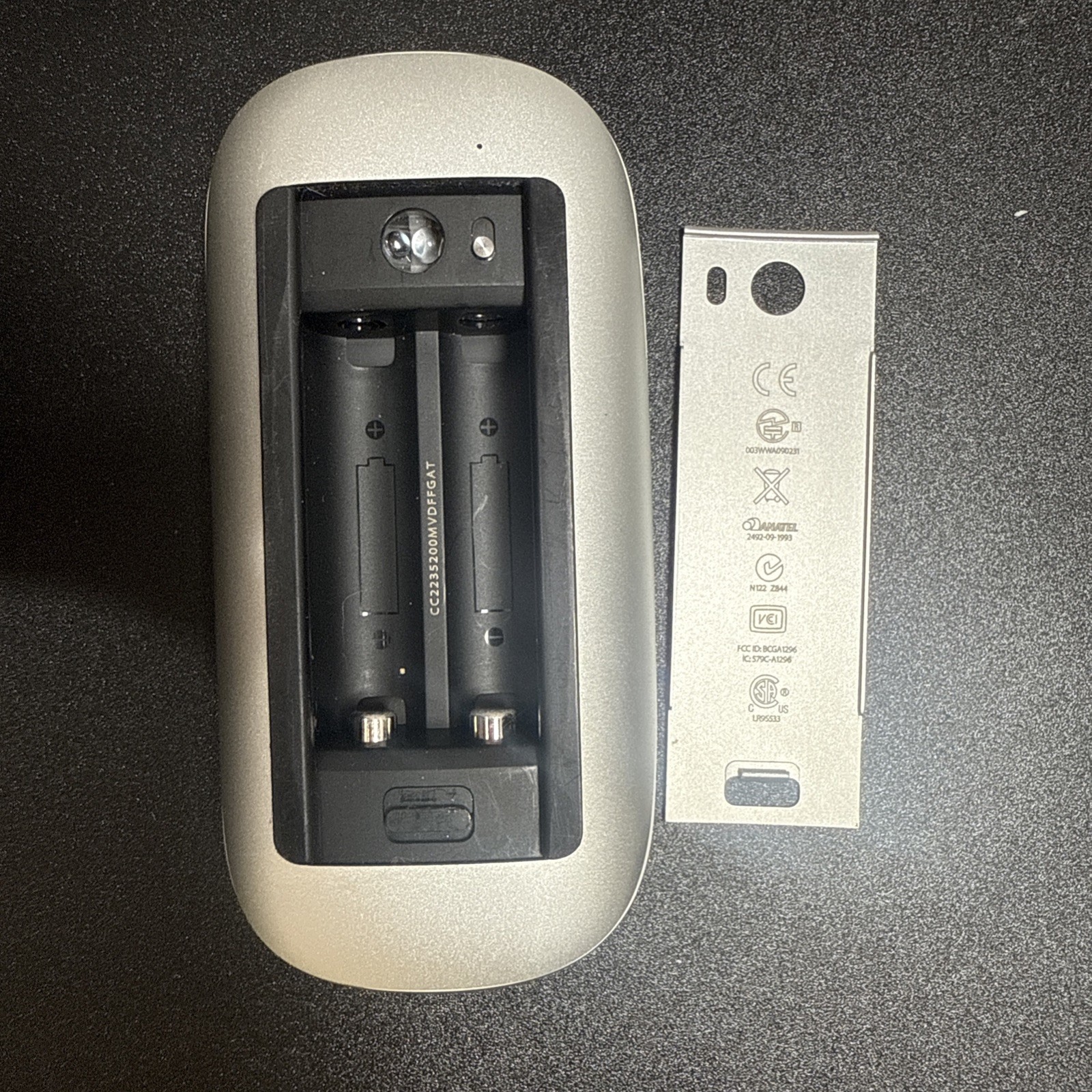 Apple Magic Mouse Model A1296 Wireless Bluetooth Genuine OEM Tested Working