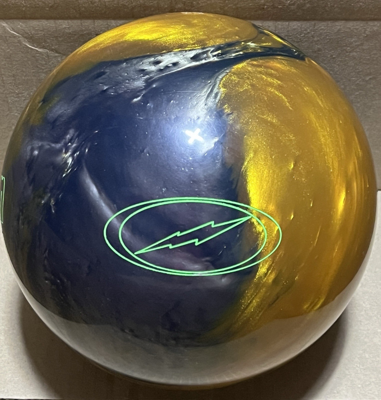 Storm Code Platinum 15 lb Overseas Bowling Ball New Without Original Box