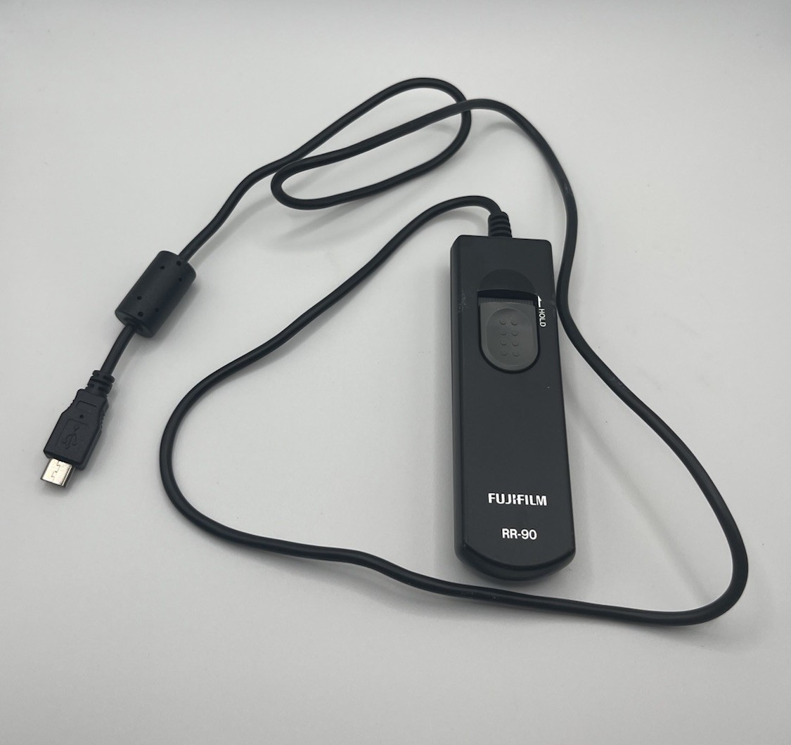Fujifilm RR 90 Remote Shutter Release Cable for X M1/X A1/XQ 1/X E2/X T100/GFX50