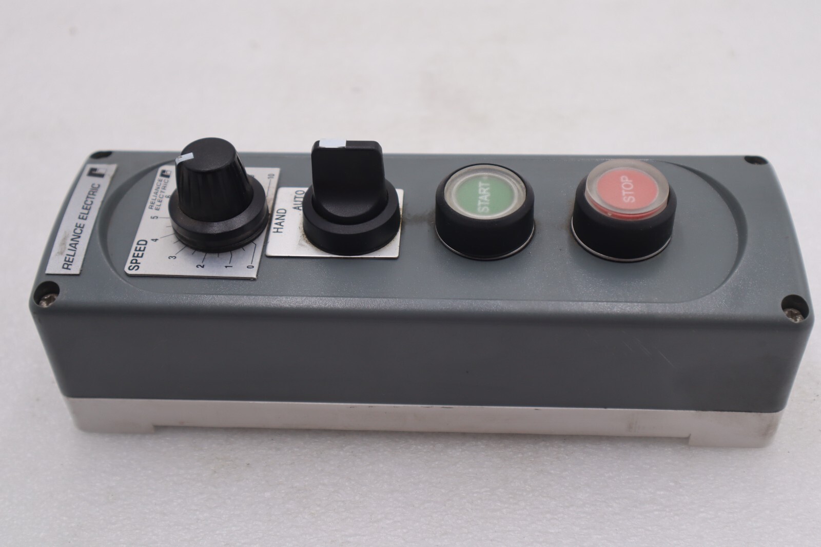 RELIANCE ELECTRIC START PUSH BUTTON STOCK #4097