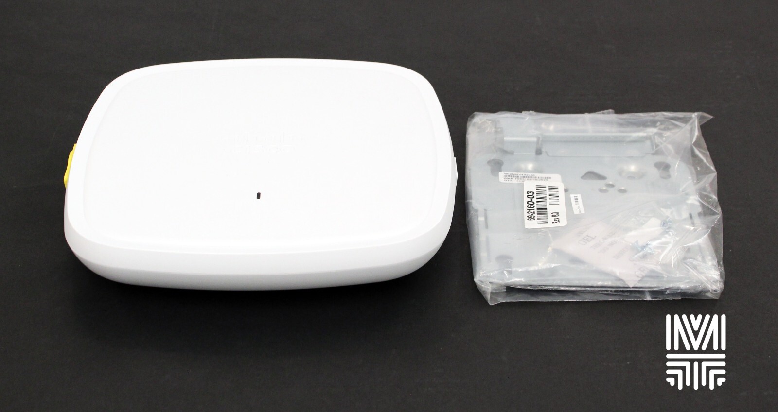 Cisco C9130AXI-B Wireless WiFi-6 Dual Band Access Point with Mount