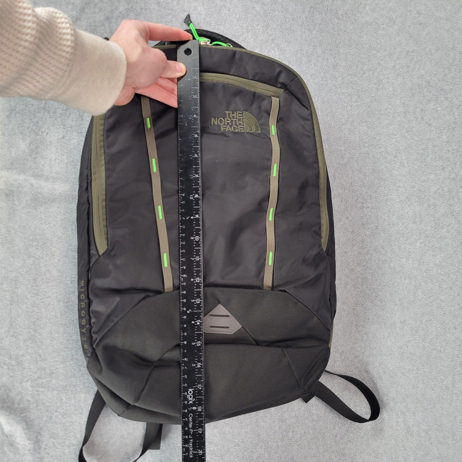 The North Face Microbyte Backpack Black Olive Green Laptop Daypack FlexVent