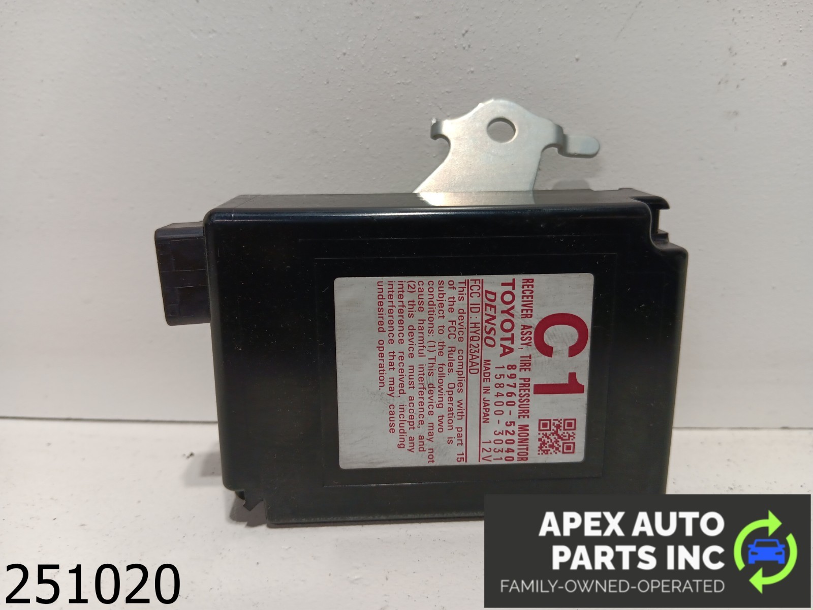 OEM 2016 Toyota Yaris Hatchback 1.5L tire pressure monitor