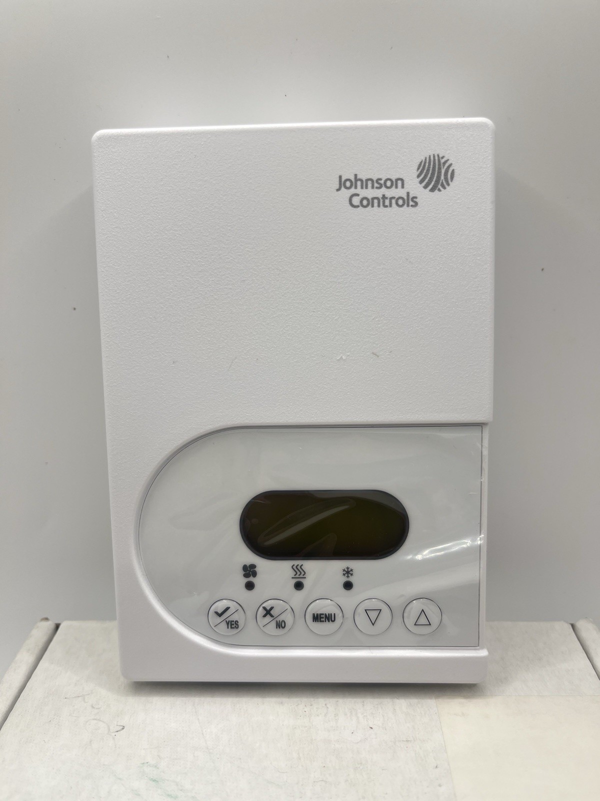 Johnson Controls TEC2603-4 BACnet 2 Heat 2 Cool Networked Thermostat Controller