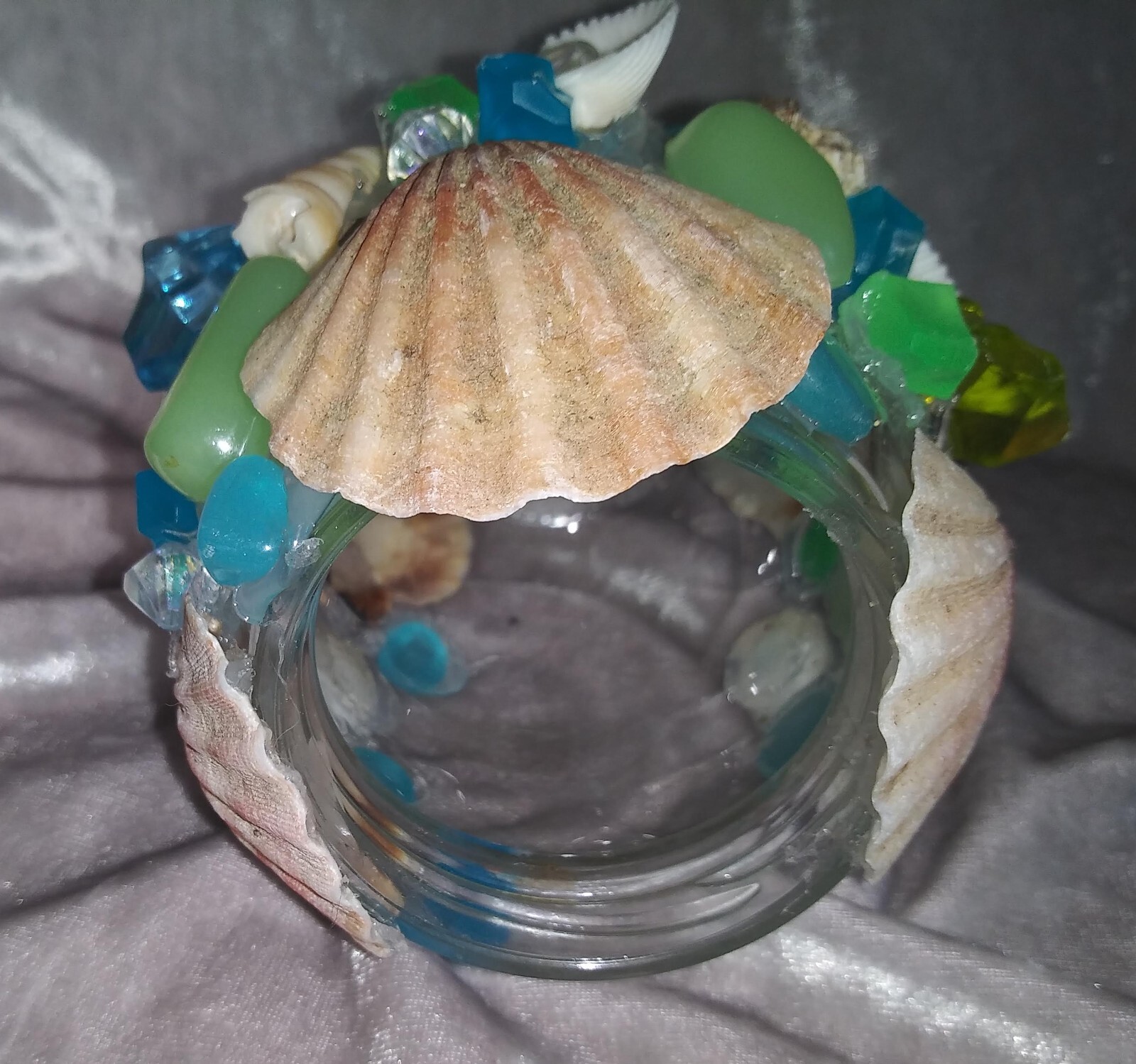 Small glass crystal fish cave aquarium decoration in Blue/Grn Glow in the Dark!