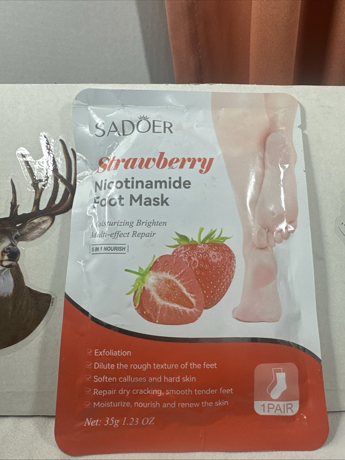Strawberry Nicotinamide Foot Mask Remove Dead Skin Exp.05/28 FREE SHIPPING