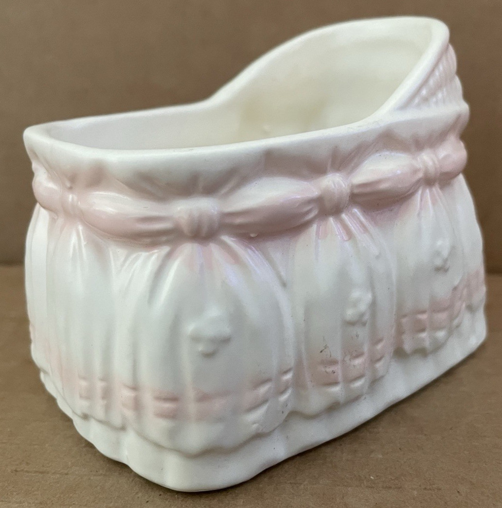 Vintage NAPCOWARE Napco Baby Bassinet PINK Bow Planter Vase 6906