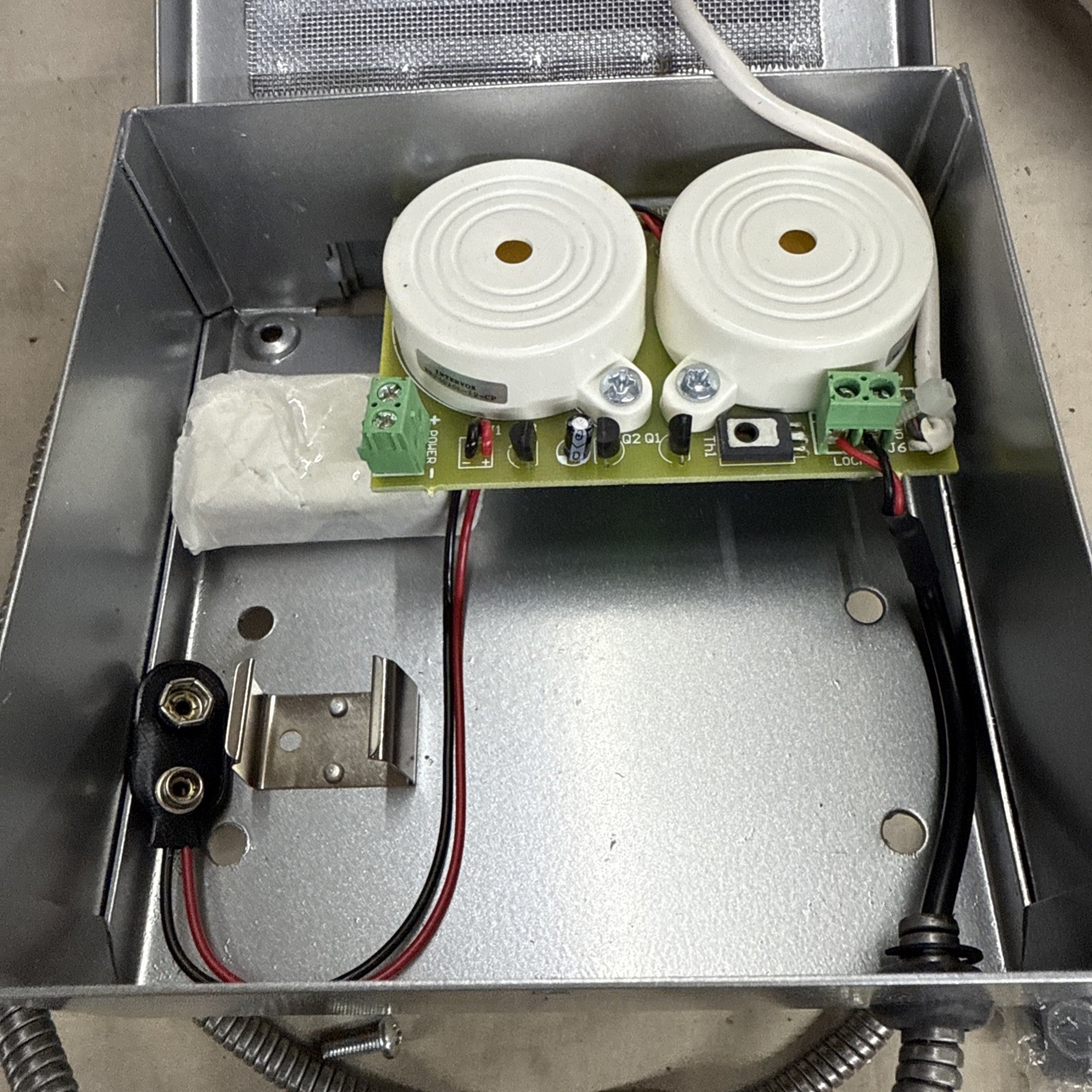 Securitech TEL-A10 Battery Alarm Kit for All Tridents