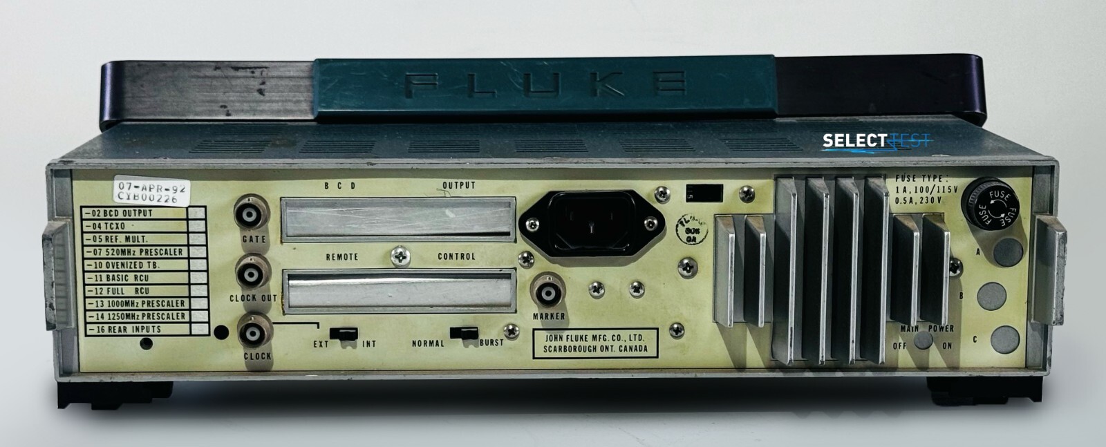 FLUKE 1953A UNIVERSAL FREQUENCY COUNTER / TIMER ****LOOK**** (REF.: 697N)
