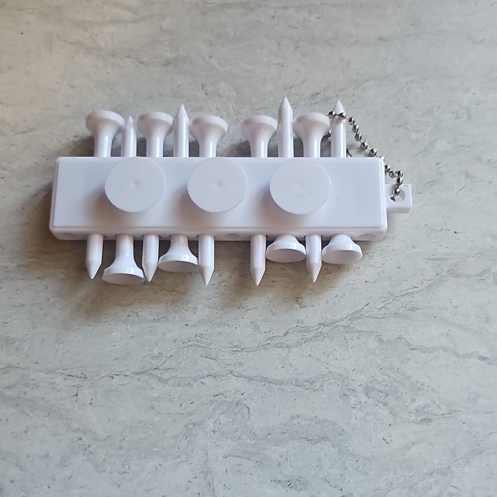 FPEC White Plastic Golf Tee Holder Keychain with Tees, 2.75 in