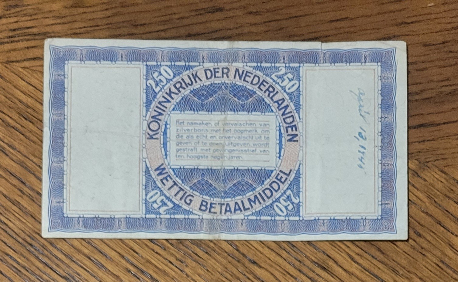 Netherlands, 1938 banknote. 2.50 gulden. Used, see pictures.