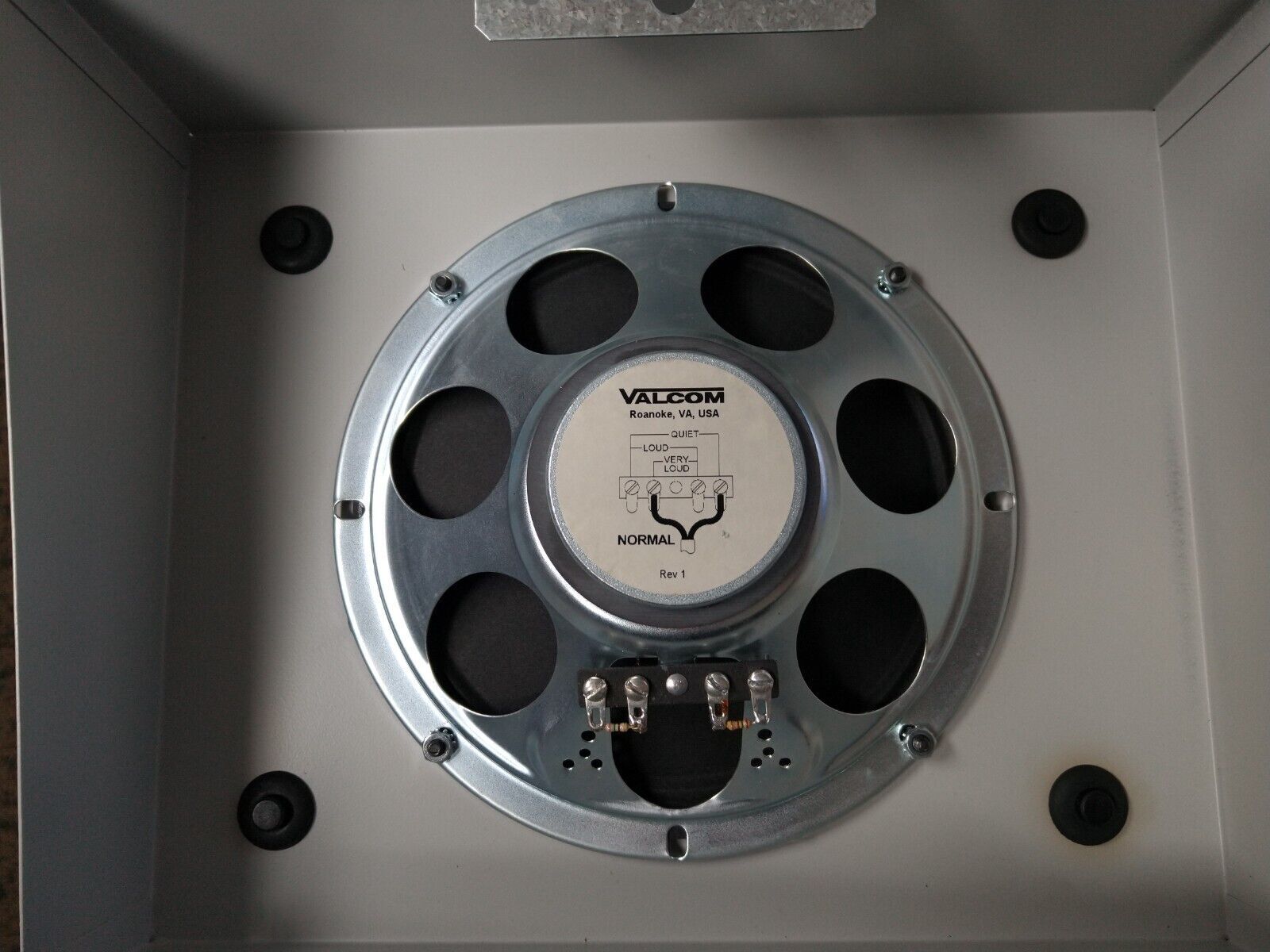 VALCOM Metal Wall Speaker Assembly 8" ⭐NEW OPEN BOX⭐