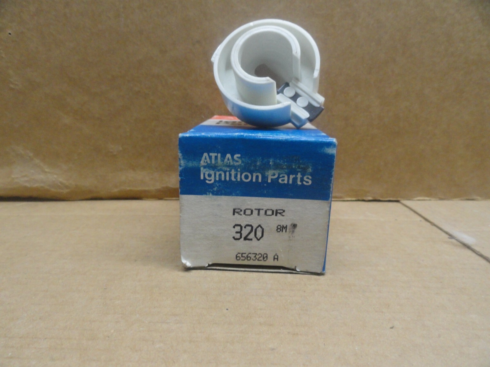 NORS ATLAS 320 Distributor Rotor 656320 NEW old stock