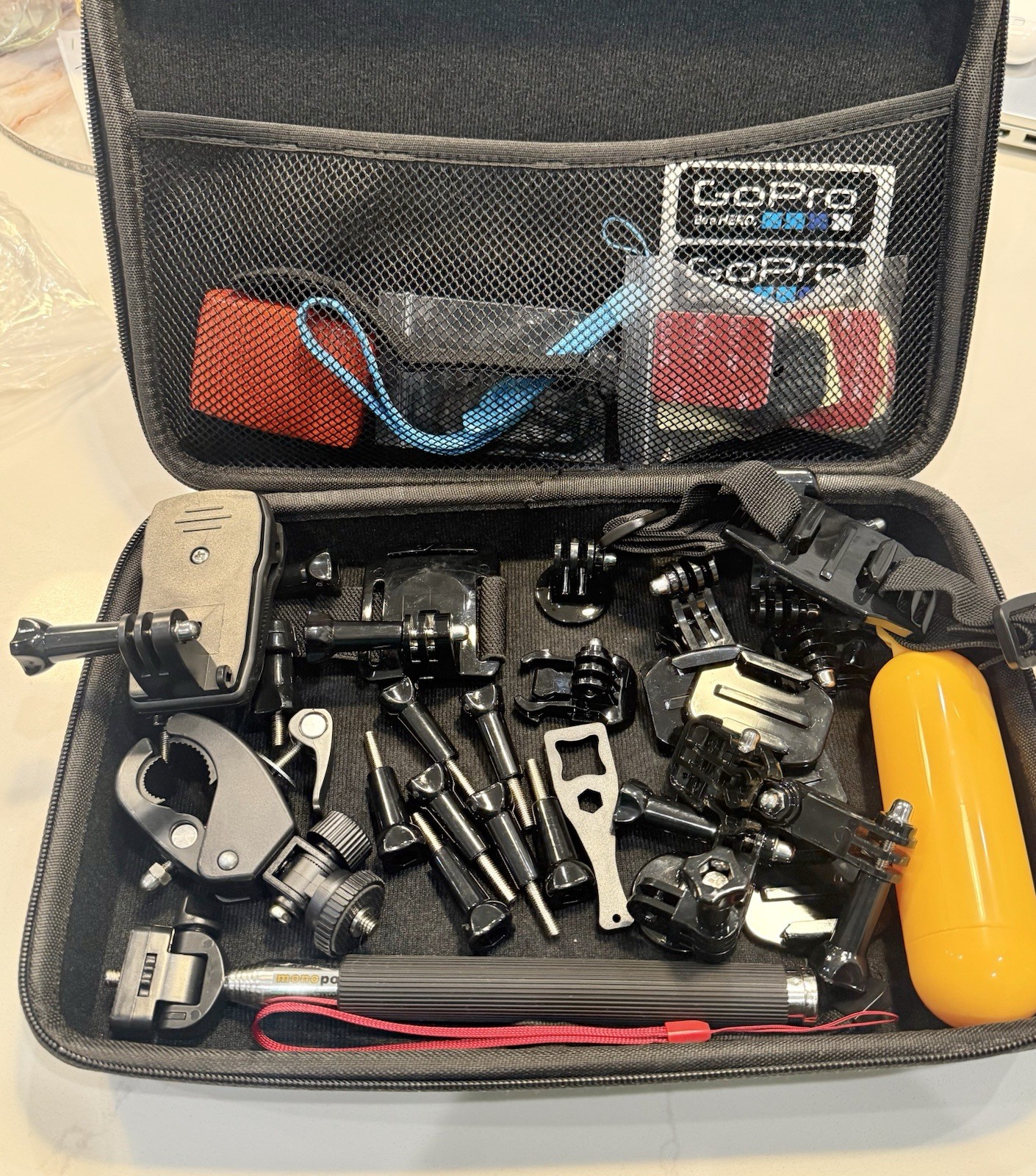 GoPro HERO Session Accessory Bundle - Mounts, Straps, Case, Floaty