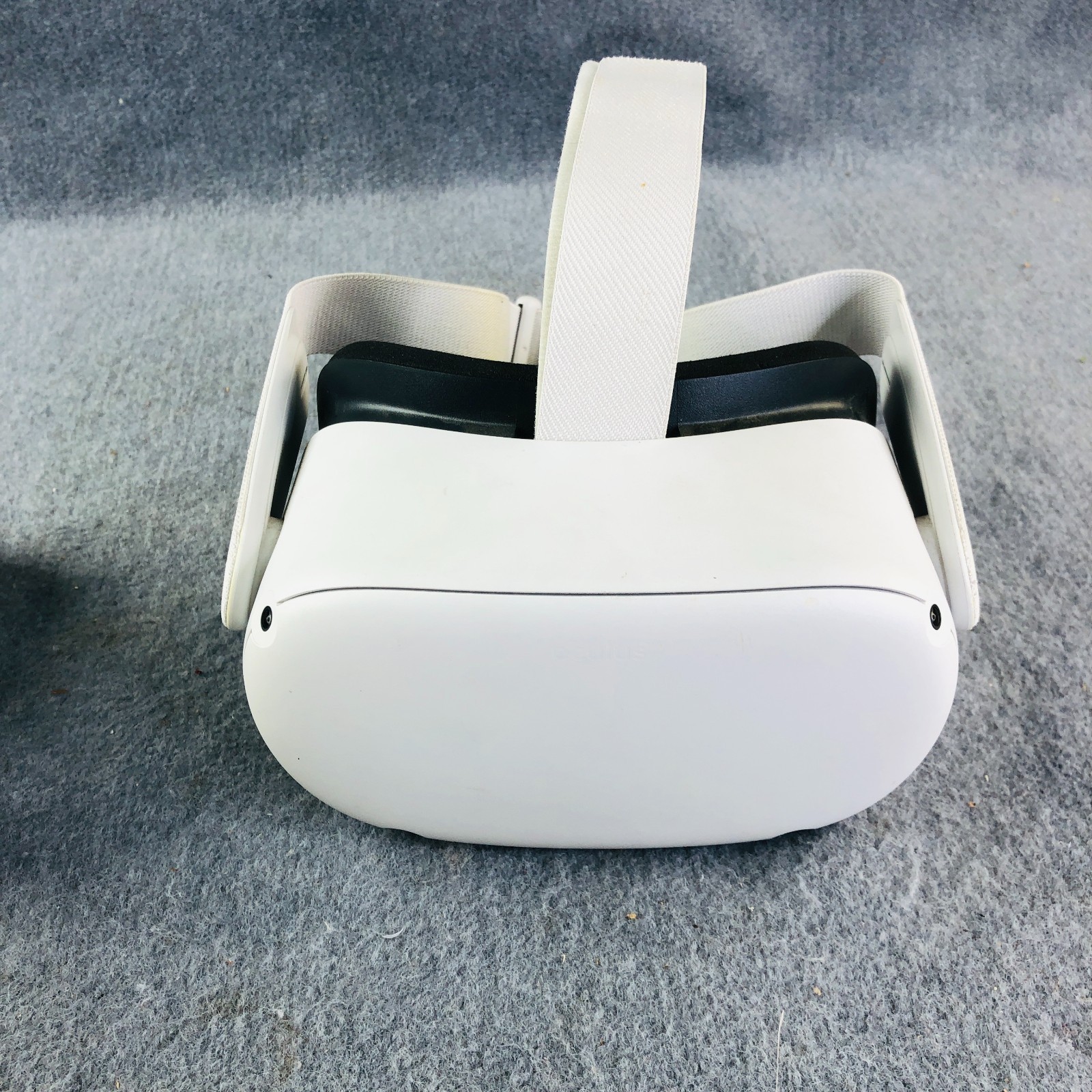 OCULUS QUEST 2 *NO CHARGER* with Controllers ~ Tested Working Condition