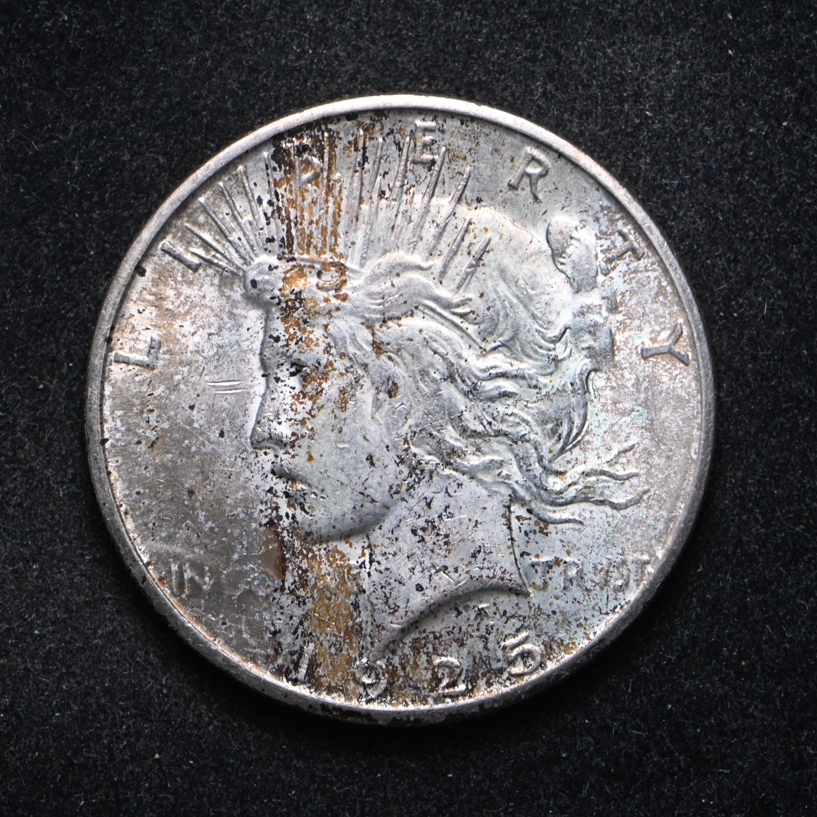 1925-S Peace Silver Dollar BU+ (cn15896)