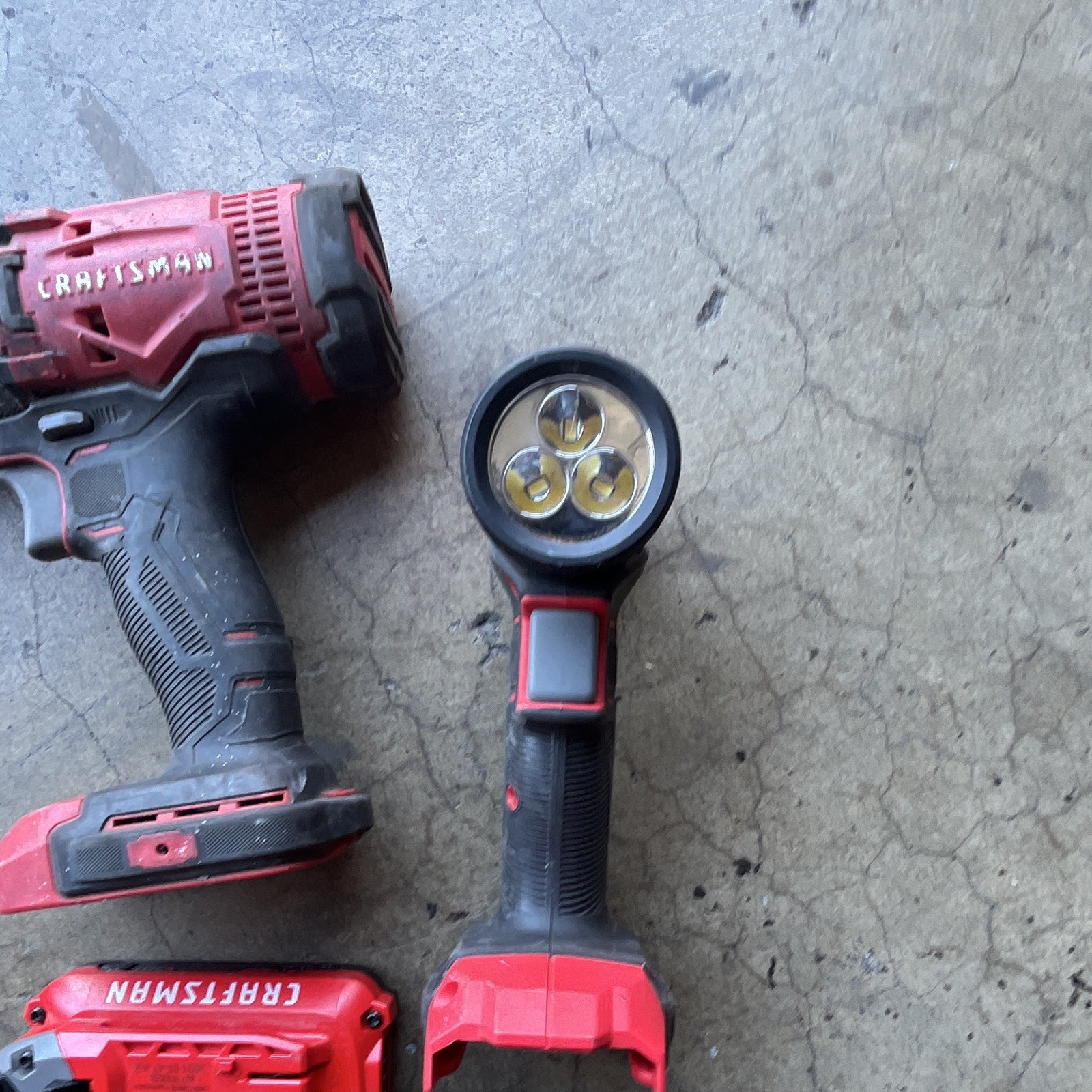 Craftsman 20V Cordless Drill/Driver & Flashlight 2-Tool Set w/ Battery