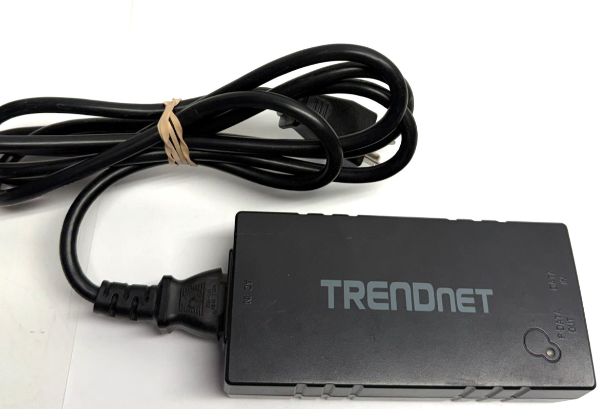 Trendnet TPE-115GI /A Gigabit PoE+ Injector DC 53V 0.566A Output