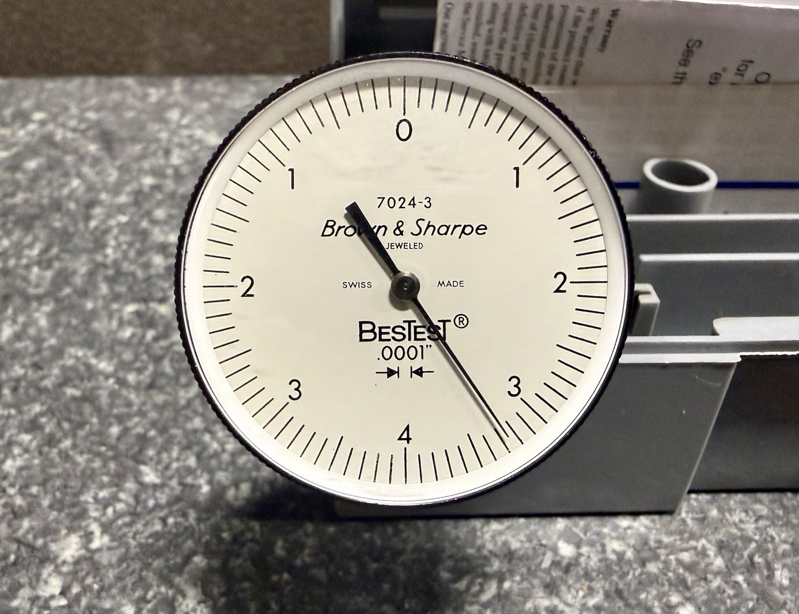 EXC BROWN & SHARPE 7024-3 HORIZONTAL TEST INDICATOR , 0-4-0,  .0001” INCREMENTS