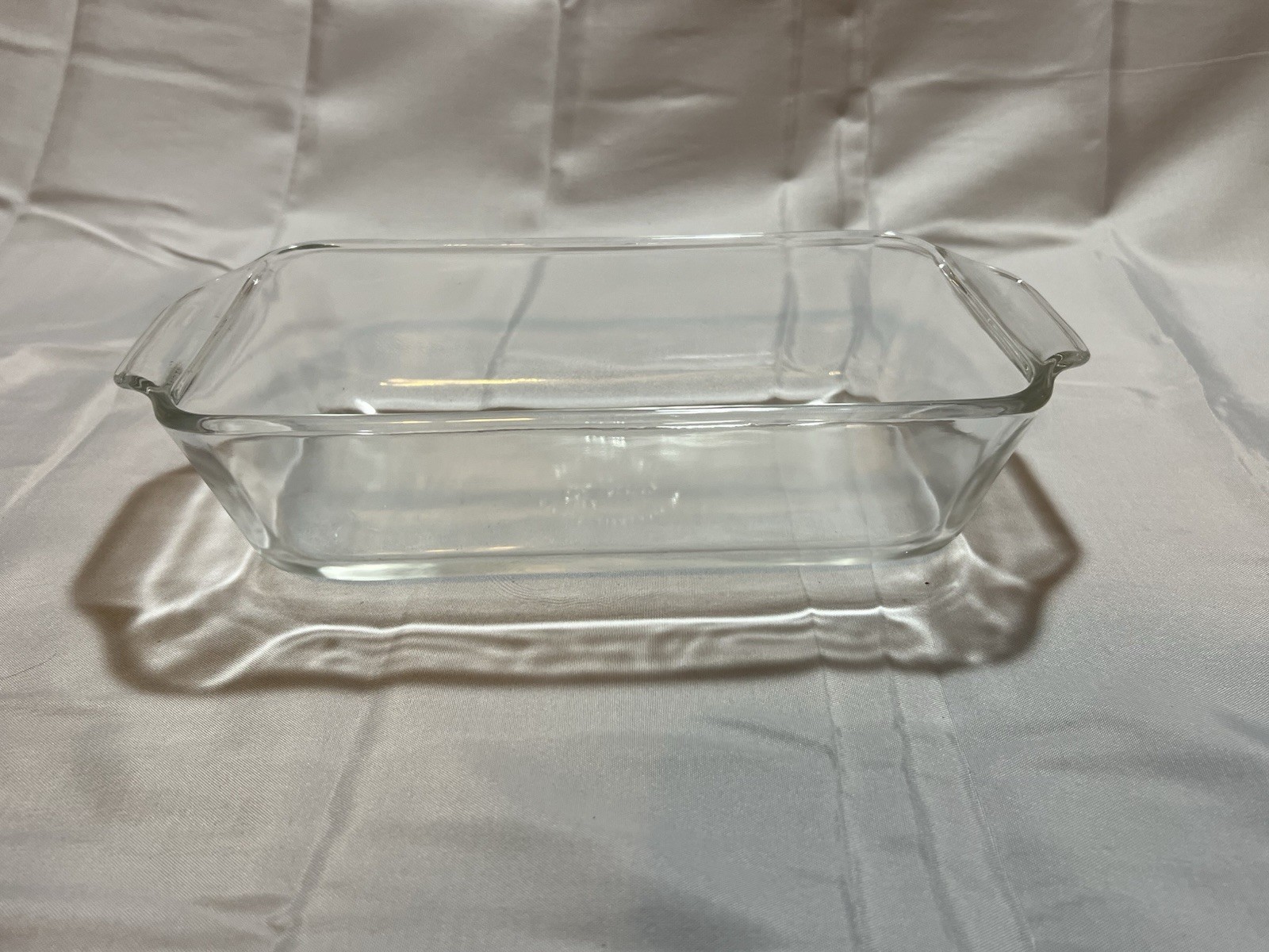 Anchor Hocking 1 qt Glass Bakeware With Serving Tray