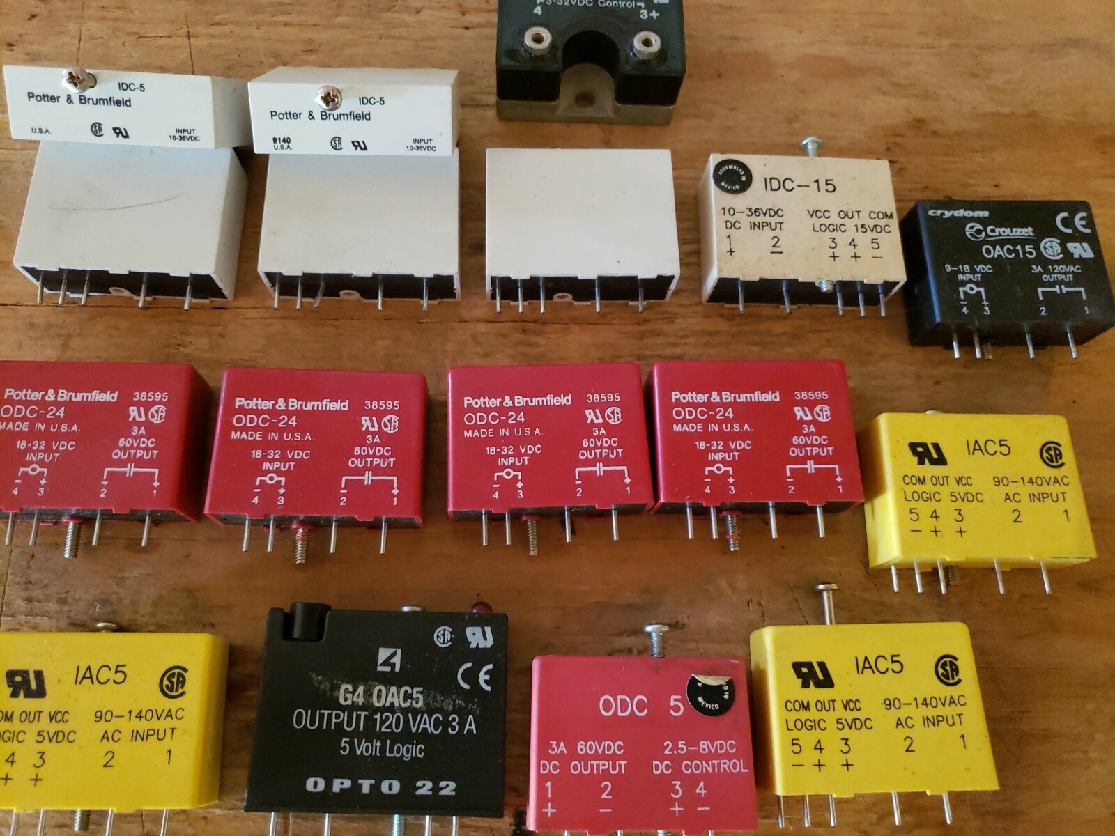 ELECTRICAL INPUT/OUTPUT MODULE LOT. SEE PICS. 17 PIECES
