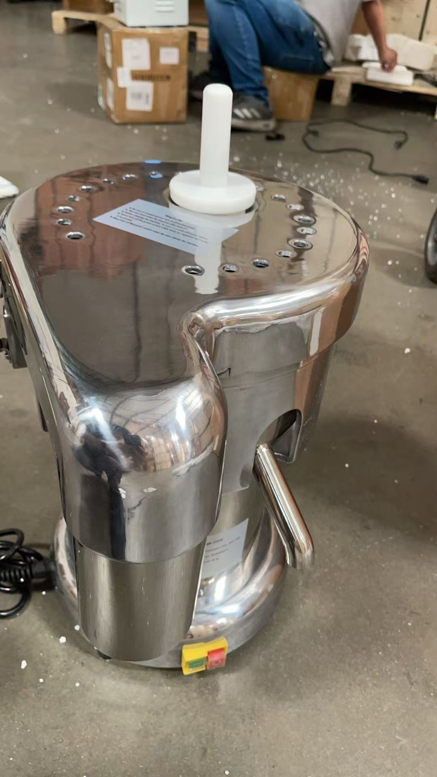 Used 110V Centrifugal Juicer Stainless Fruit Vegetable Juicer Machine
