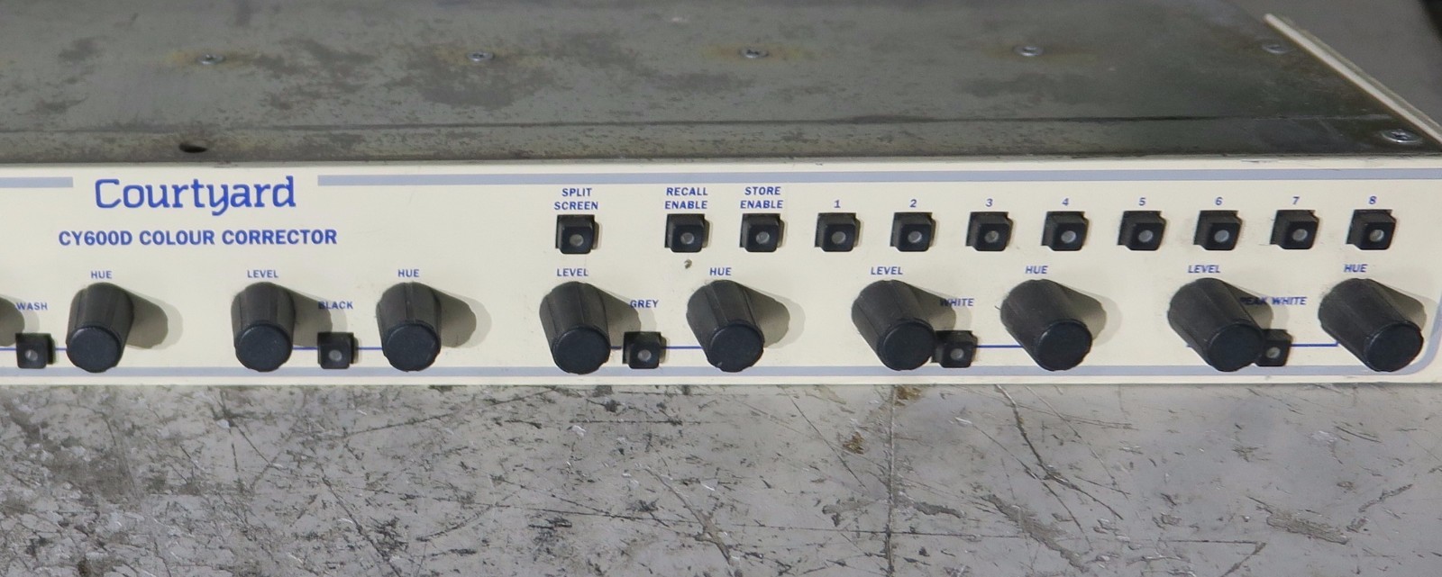 Courtyard cy600d colour corrector