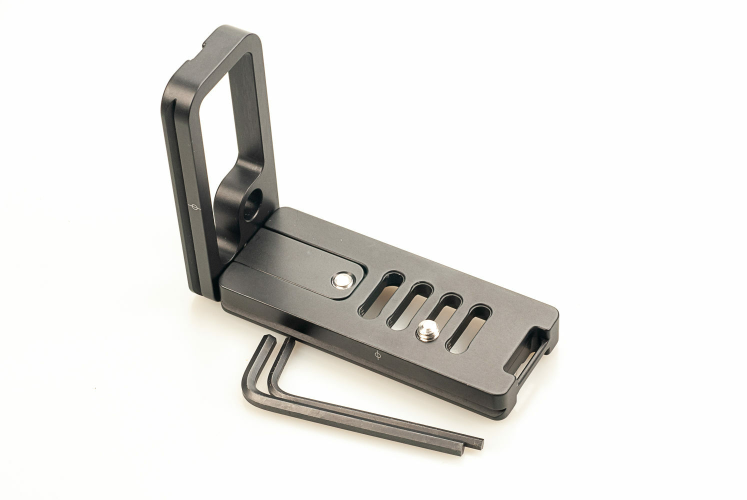 Hejnar Universal L‑Bracket for Sony Canon Nikon Fuji | Arca‑Type | QD Socket