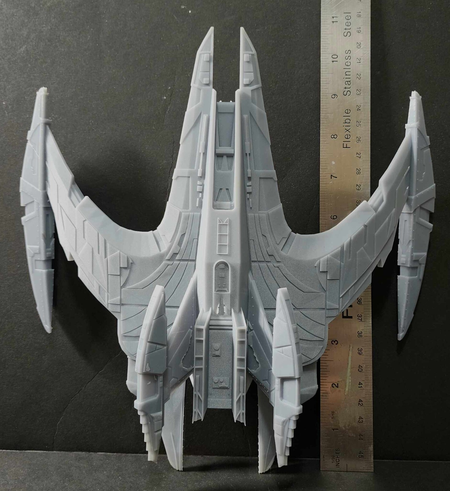 1/2500 scale Jem'Hadar Battle Cruiser Starship Star Trek 3d printed resin model