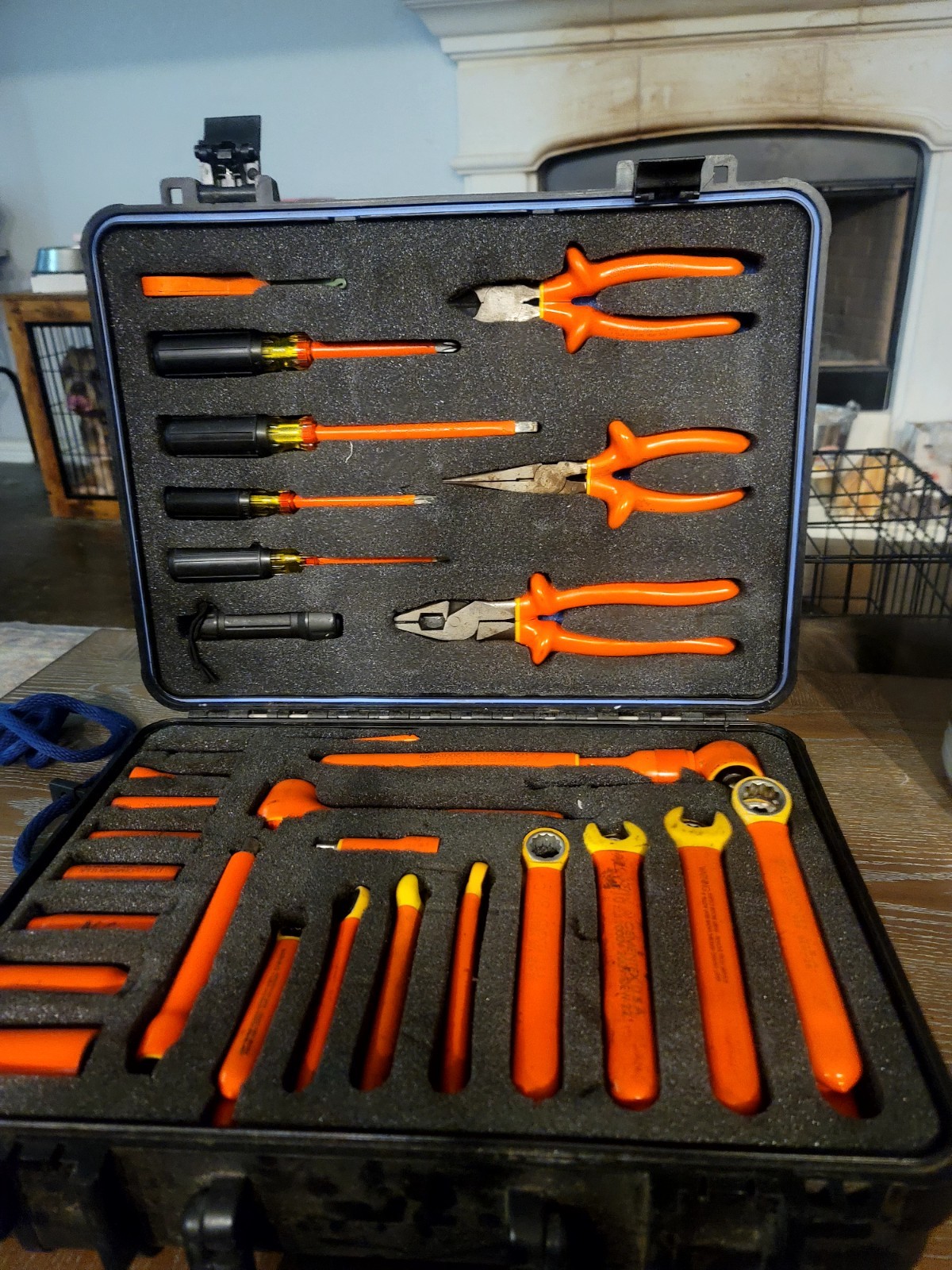 Cementex ITS-MB431 Insulated Electrical Tool Kit w/ Screwdrivers & Pliers