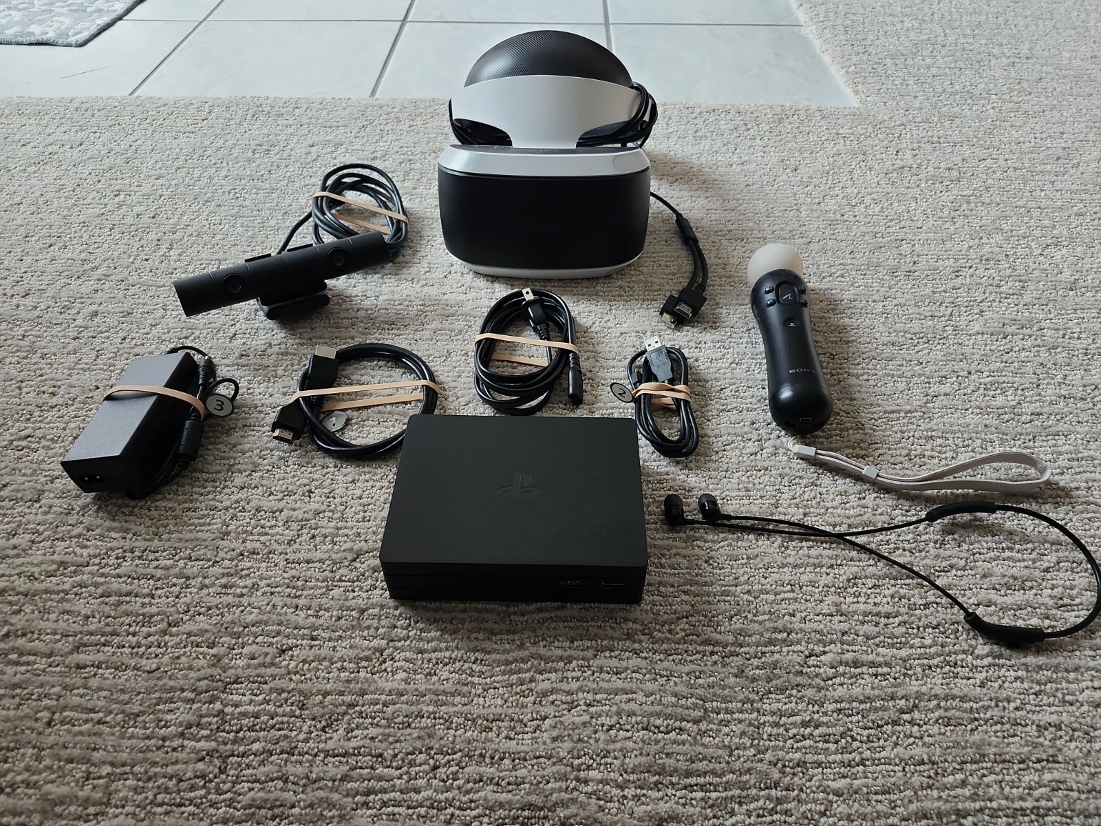 Sony PlayStation VR PSVR PS4 Headset Controller Camera Bundle Ships TODAY!
