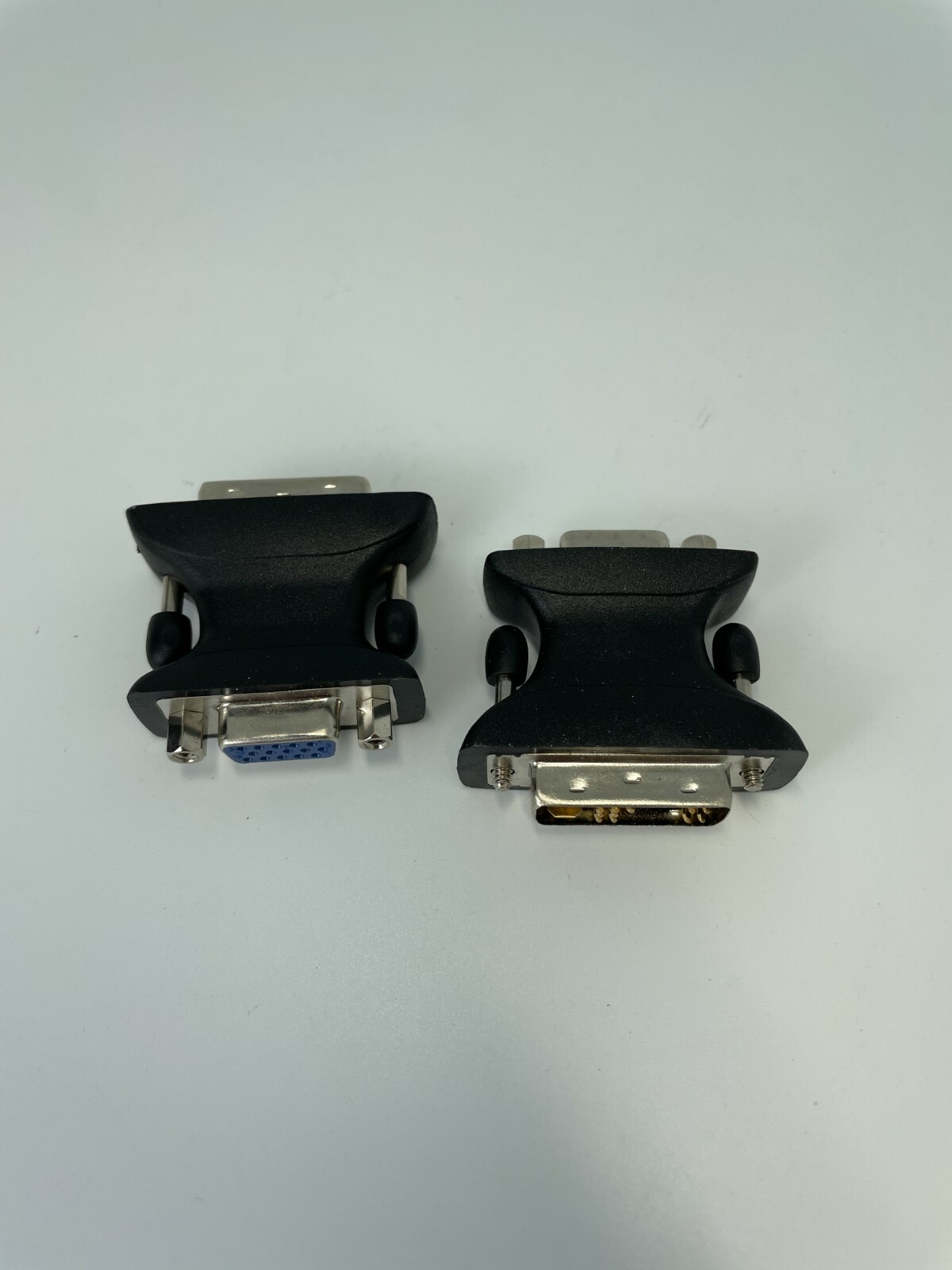 lot of 2 Insignia DVI-A To VGA Adapter for monitor TV projector NS-PV90501