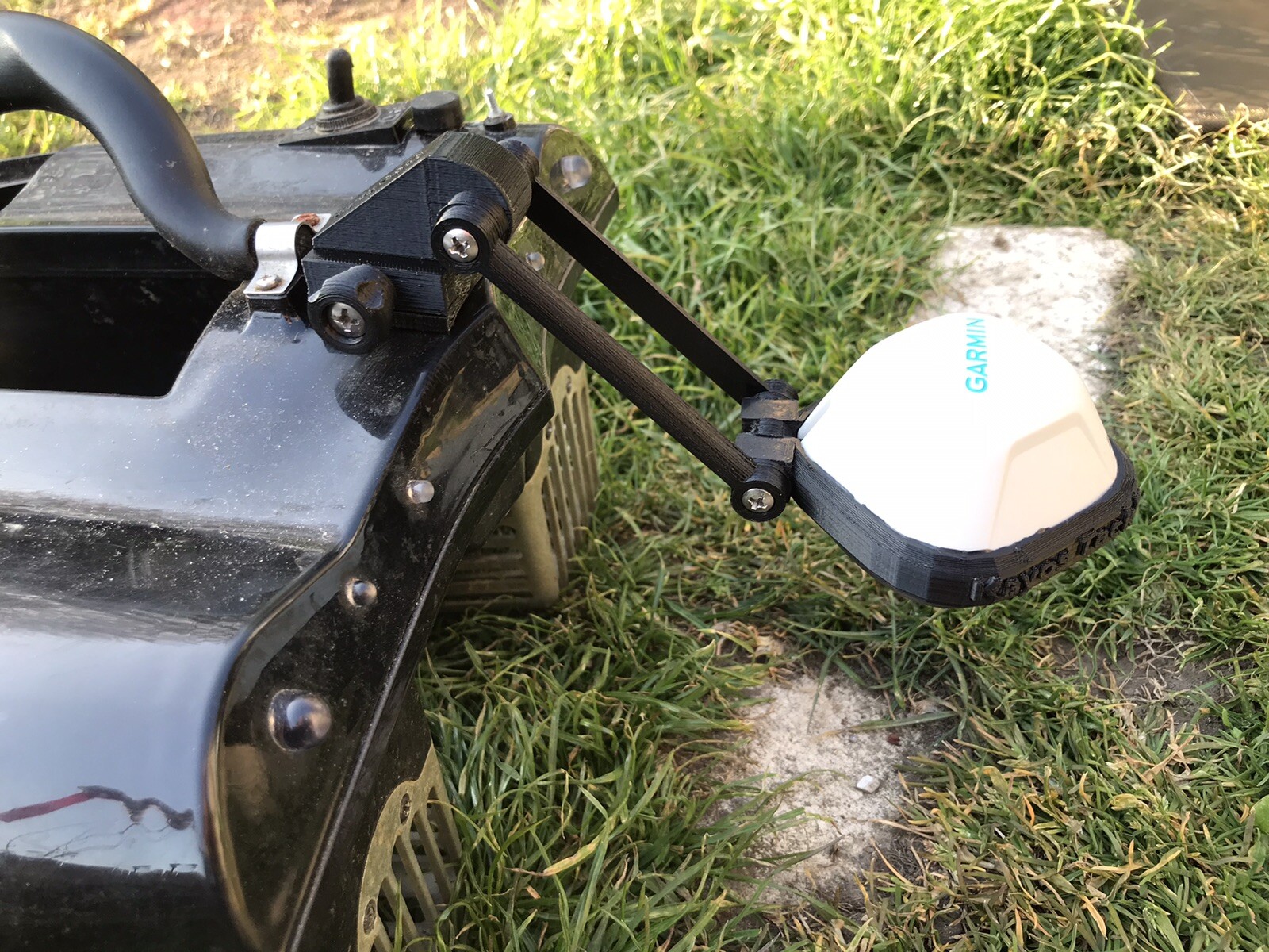 Garmin Striker Cast +gps Version Mount Bracket Designed For Waverunner Shuttle