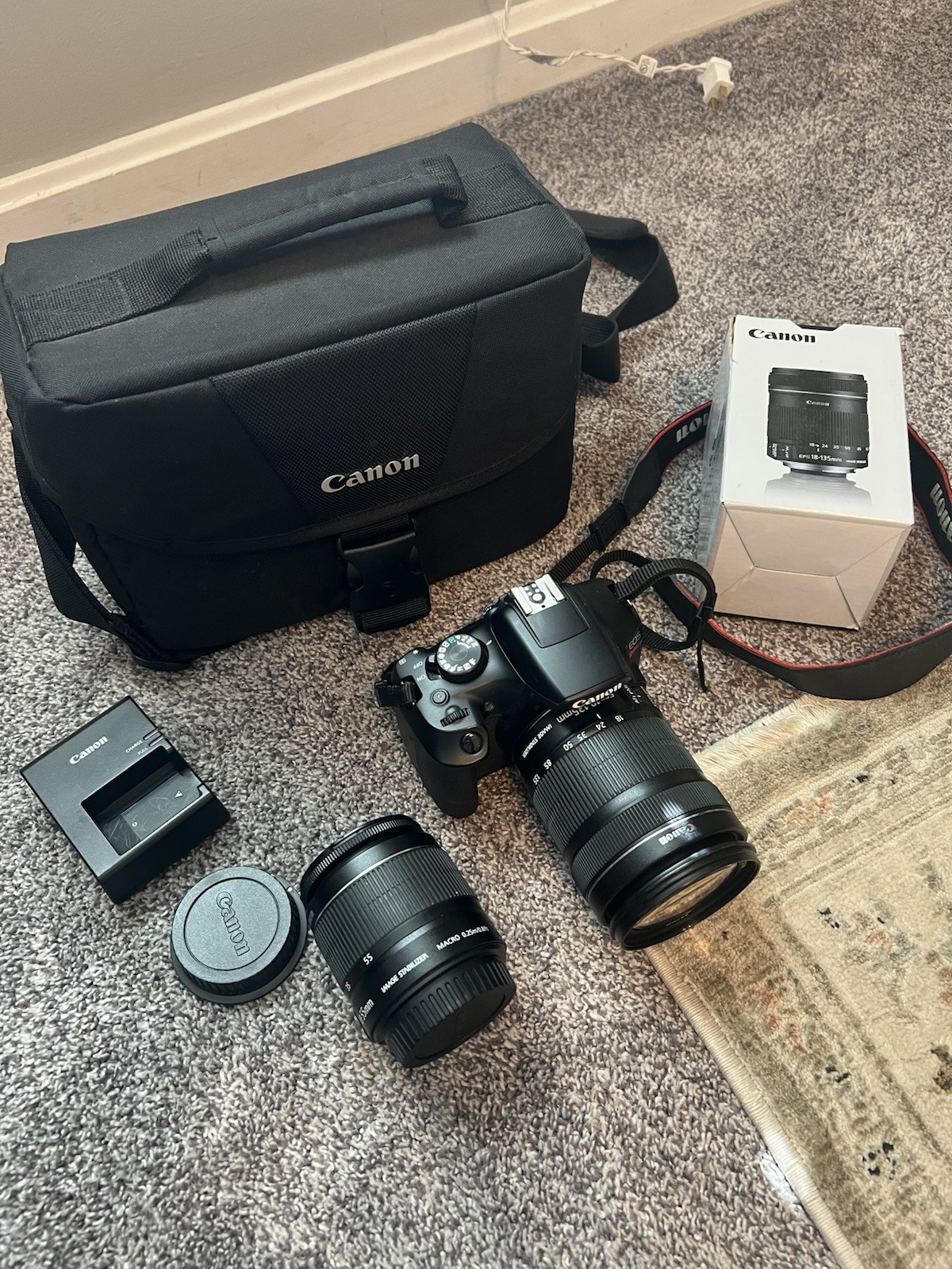 Canon rebel t6 Accessory Bundle. Read description below⬇️