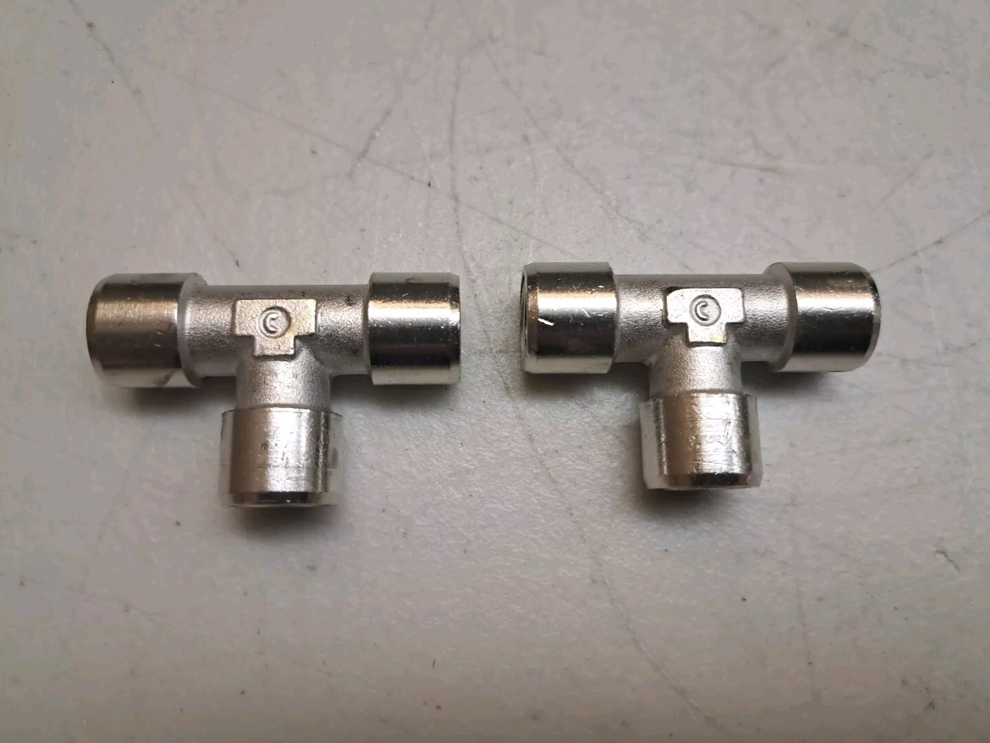 CAMOZZI 2003 04-00 Nickel Plated Brass 1/4" NPTF Female Tee Fittings 580 Psi Max