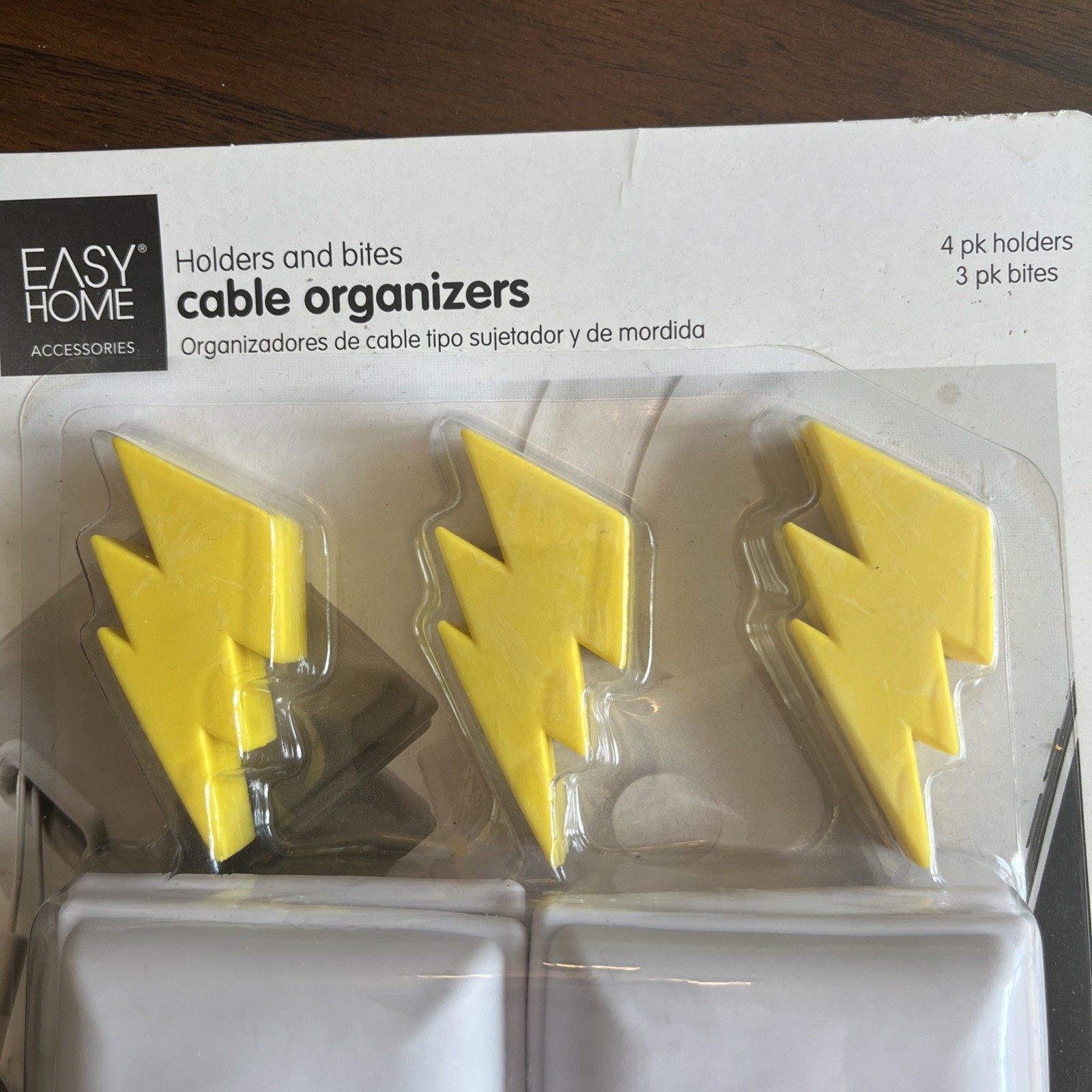 Easy Home Cool Cable Organizers 4 pack W/ Lightning Bolt USB Bites