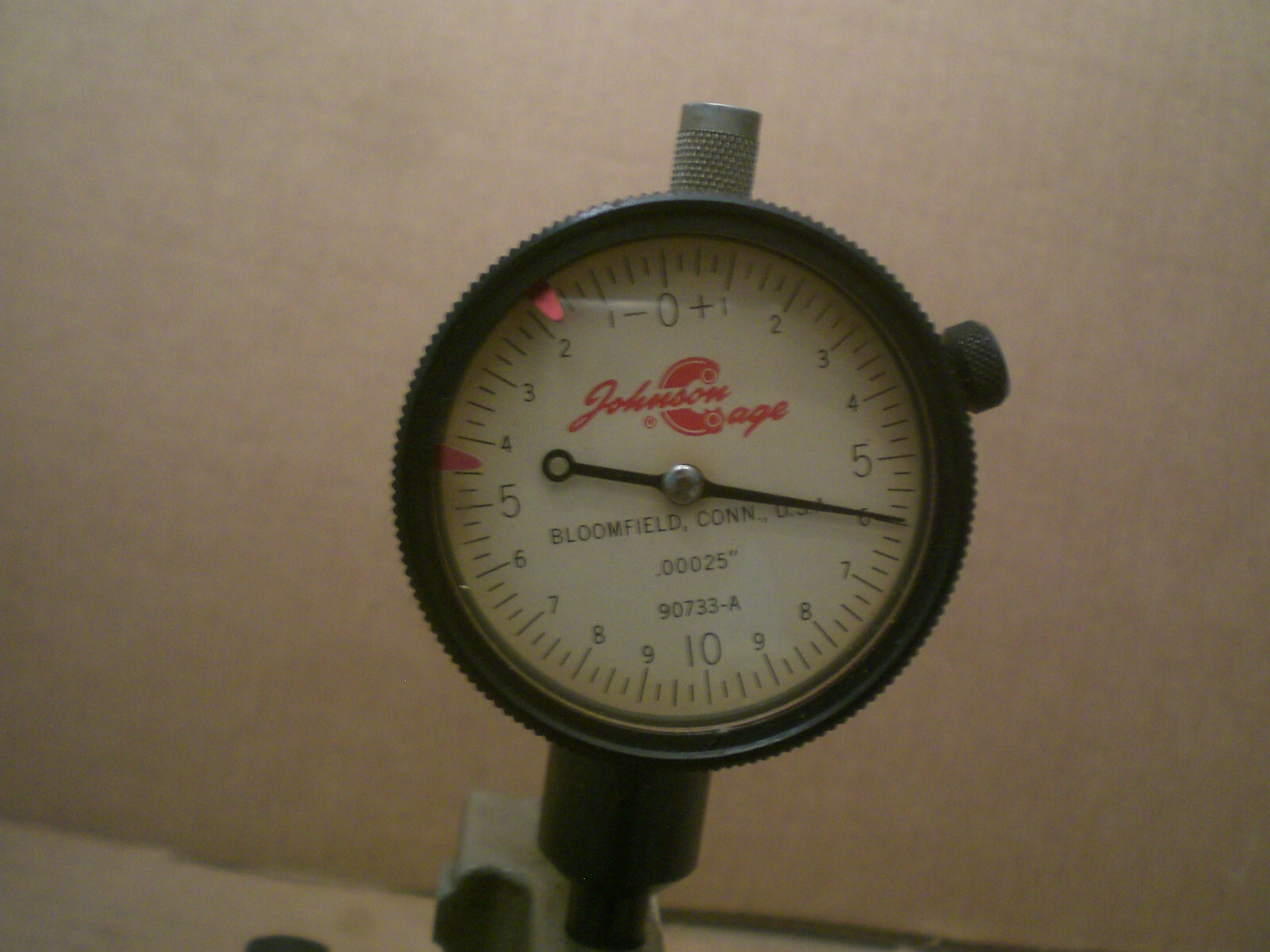 Johnson Tri Roll Thread Gage Comparator stand with indicator