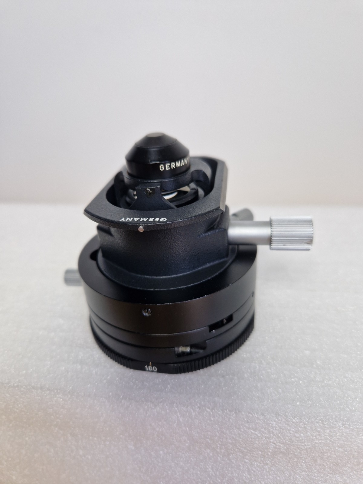 Leitz microscope pol condenser. missing polarizing filter.